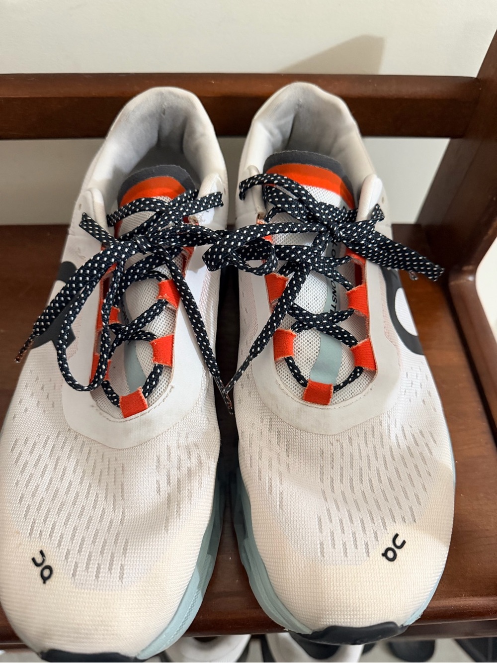 On Running Cloudmonster sneakers - Picture 2 of 6